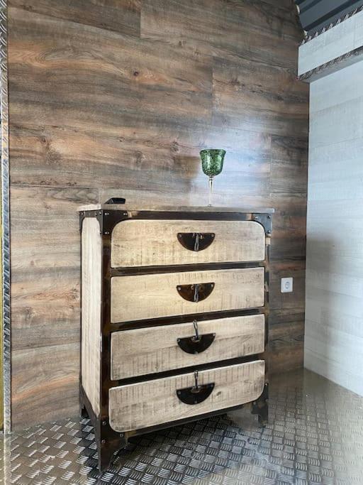 Gleis 2, Waggon Mit Ofen, Optional Mit Whirlpool Und Sauna Кроненбург Экстерьер фото